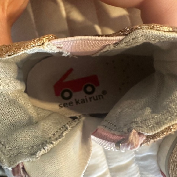 See Kai Run Toddler Girls Gold Glitter Zipper Ankle Boots Size 5 - Picture 6 of 7